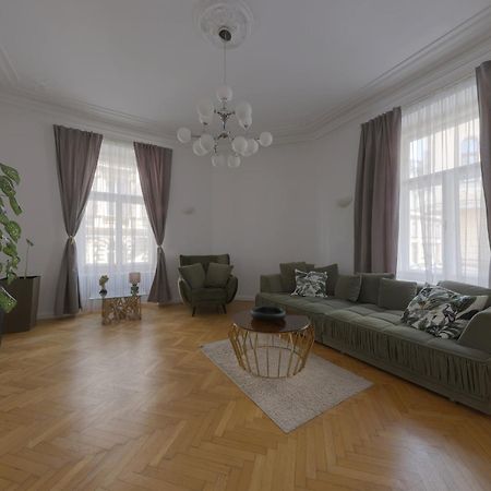Beautiful Condo At The Old Town Bratysława Zewnętrze zdjęcie