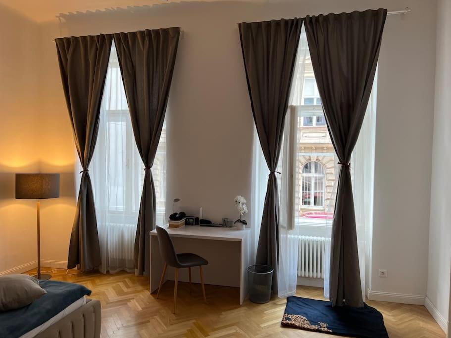 Beautiful Condo At The Old Town Bratysława Zewnętrze zdjęcie